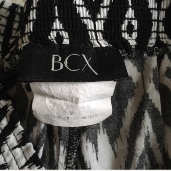 BCX Aztec Tribal Black White Stretchy Shorts - Picture 4 of 4